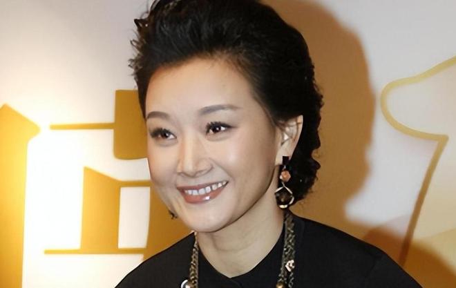 2年原来不止为了家庭李谷一道出真相瓦力游戏59岁宋祖英：退出春晚1(图9)