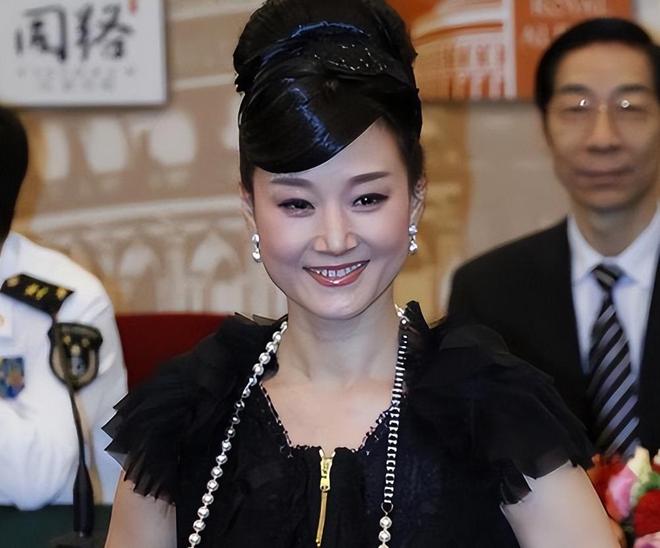 2年原来不止为了家庭李谷一道出真相瓦力游戏59岁宋祖英：退出春晚1(图16)
