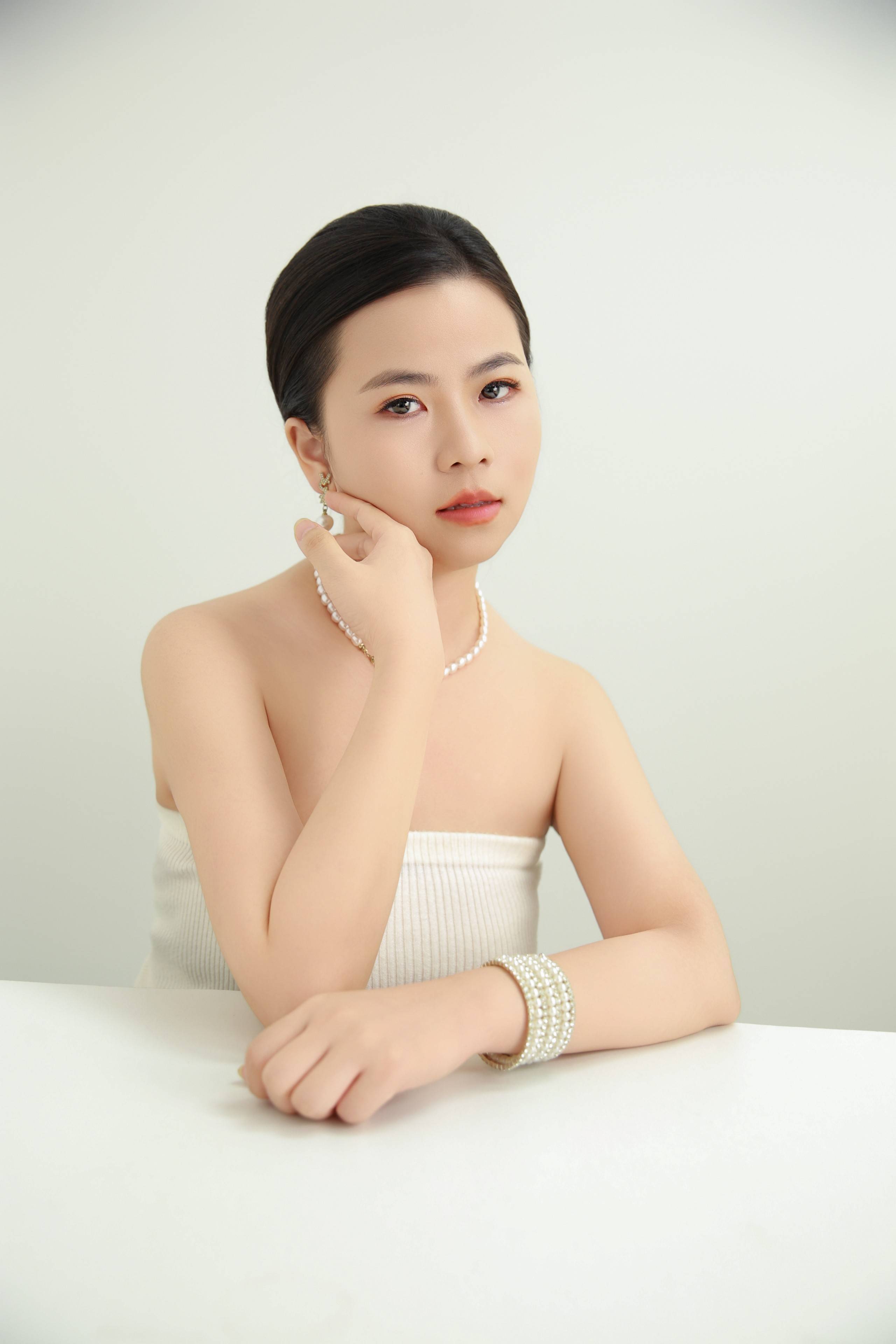 多元风格张敏辉的时尚演绎图鉴瓦力游戏试玩当新人模特遇上(图4)